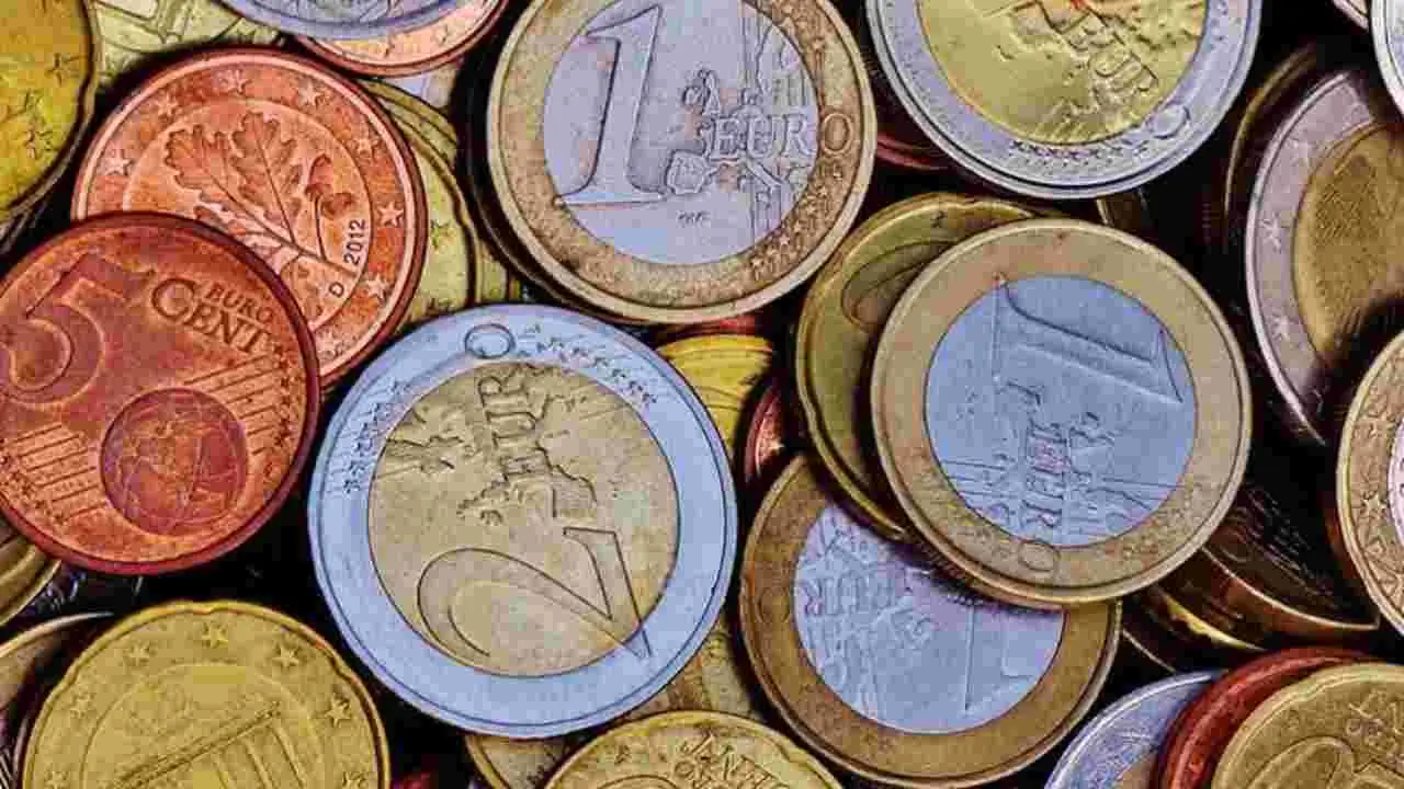 Prendi 4 euro lordi all’ora? Ecco la cifra netta ridicola che ti resta in tasca